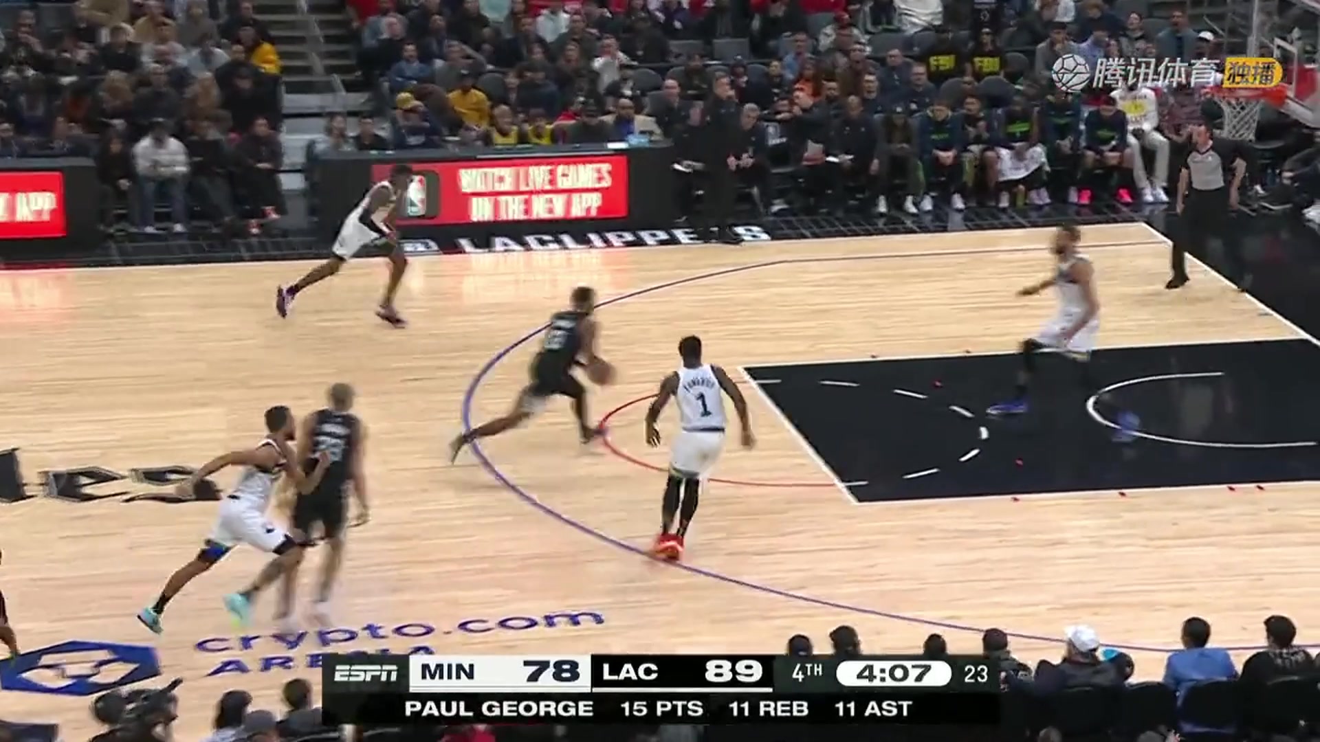 這就是億元先生的傳球水準(zhǔn)？戈貝爾發(fā)球直接相當(dāng)于送給對(duì)手了?。ǜ曦悹柺亚颍? class=